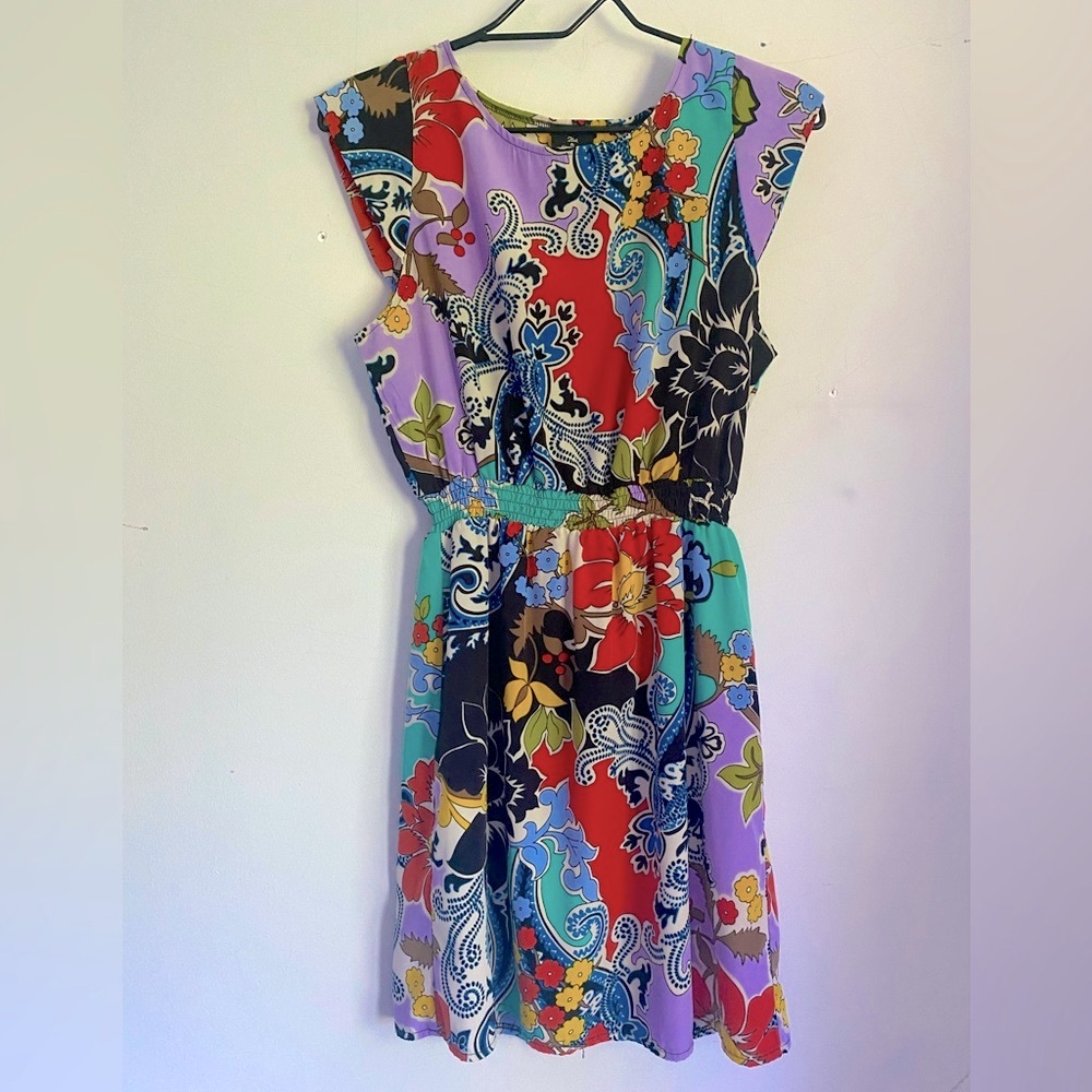 Adorable Colorful Vintage Mini-Dress